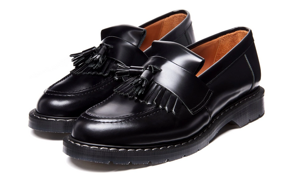 Black Hi-Shine Tassel Loafer