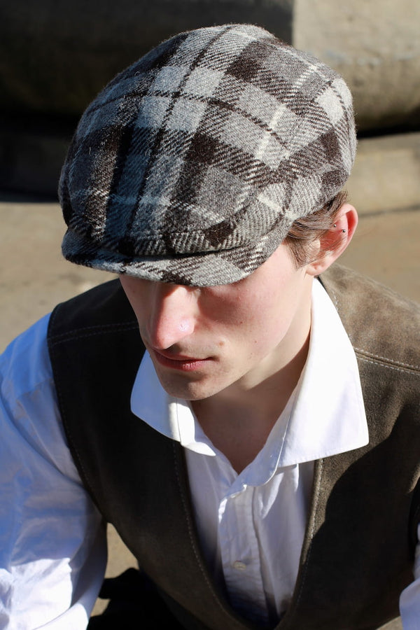 Harris Tweed Driver Cap