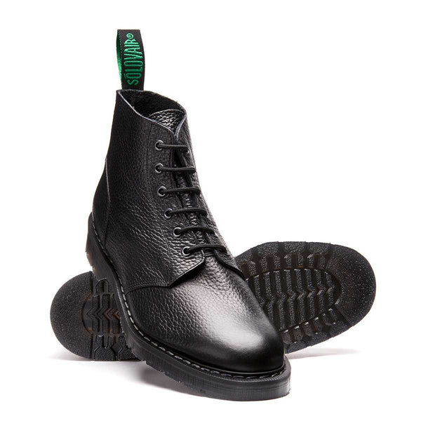 Black Greasy Grain 6 Eye Astronaut Boot