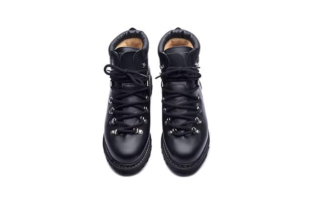 Juodi Avoriaz Black Silk Auliniai